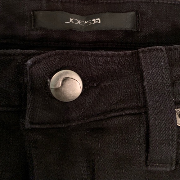 Joe’s Jeans Distressed Skinny Jeans - Picture 2 of 5